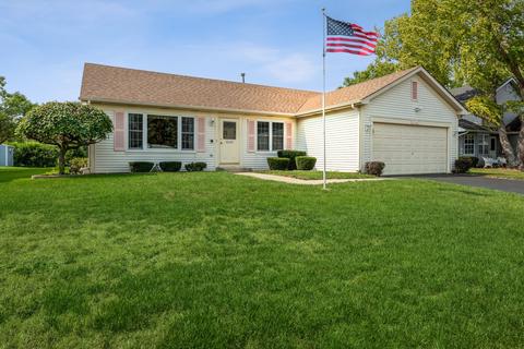 1040 Prairie Dr, Algonquin, IL 60102 photo 2