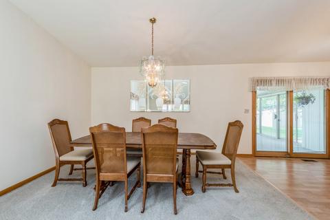 1040 Prairie Dr, Algonquin, IL 60102 photo 8