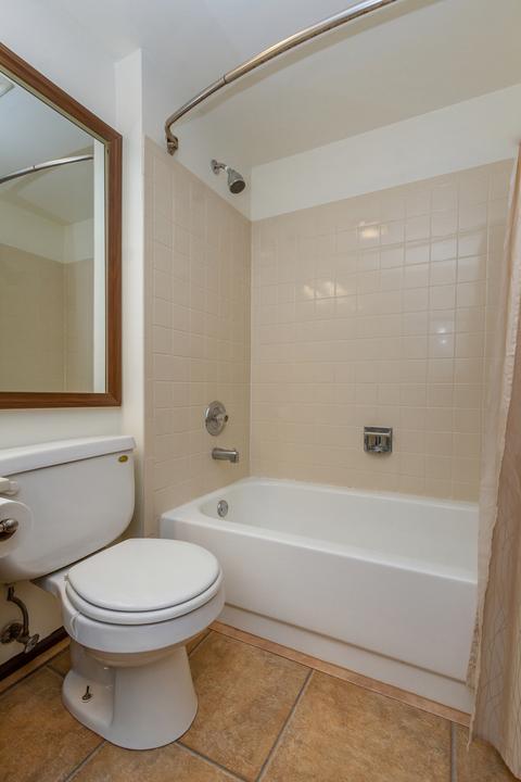 713 Crescent Ct #D1, Bartlett, IL 60103 photo 16
