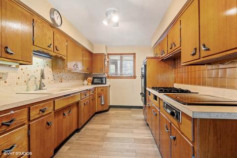 4304 151st St, Midlothian, IL 60445 photo 4