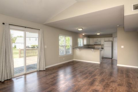 791 Trinity Ct, Carol Stream, IL 60188 photo 5