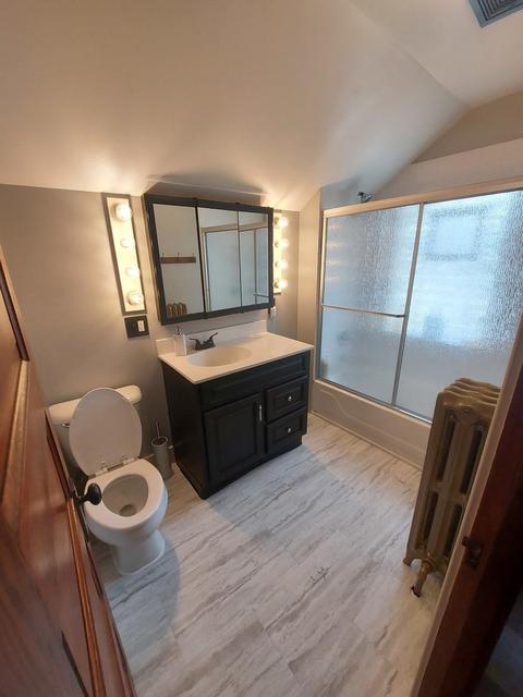 1438 S Float Ave, Freeport, IL 61032 photo 9