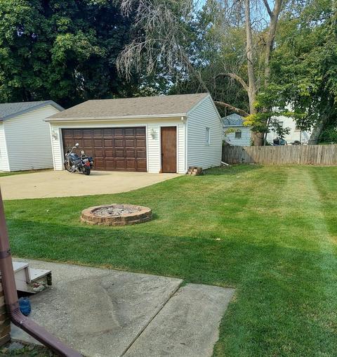 1438 S Float Ave, Freeport, IL 61032 photo 18