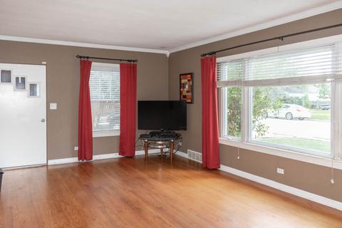 1220 Meyer St, Elgin, IL 60123 photo 3
