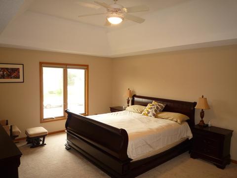 330 Pinecrest Ct, Aurora, IL 60502 photo 8