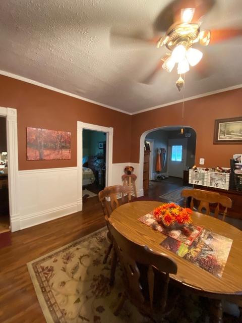 222 E 19th St, Lockport, IL 60441 photo 4