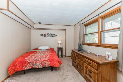 8913 Fairlane Dr, Bridgeview, IL 60455 photo 7