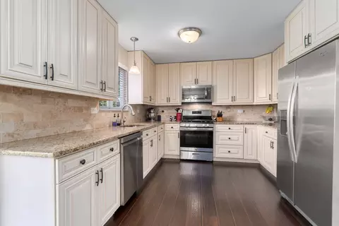 1719 Parkside Dr, Plainfield, IL 60586 photo 9