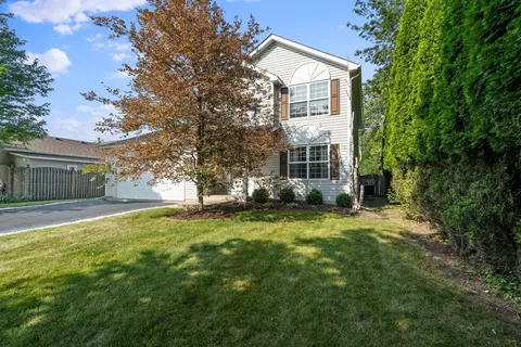 1719 Parkside Dr, Plainfield, IL 60586 photo 2