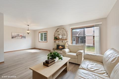 1264 Reading Ct, Wheaton, IL 60189 photo 4