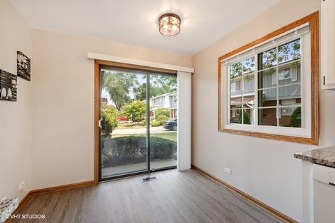 1264 Reading Ct, Wheaton, IL 60189 photo 9