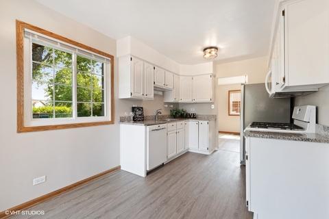 1264 Reading Ct, Wheaton, IL 60189 photo 8
