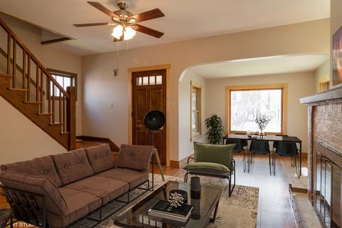 152 E Burlington St, Riverside, IL 60546 photo 2