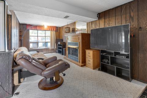 1405 Jefferson Rd, Hoffman Estates, IL 60169 photo 17