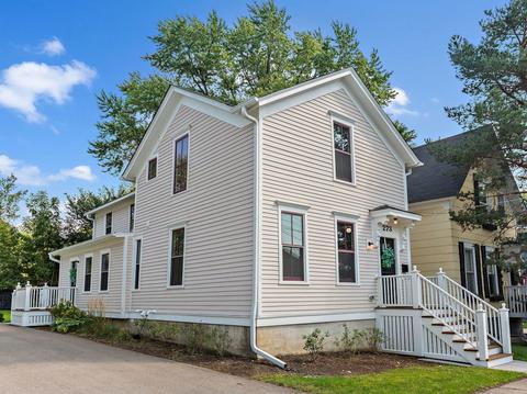 273 N Spring St, Elgin, IL 60120 photo 1