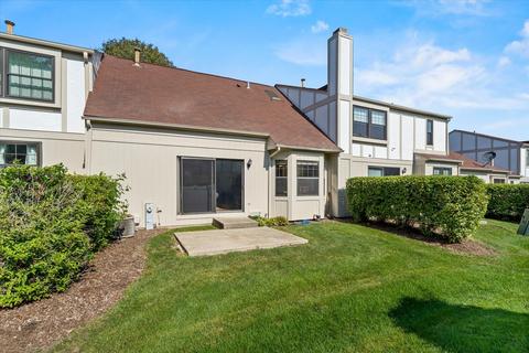 4585 Olmstead Dr, Hoffman Estates, IL 60192 photo 12
