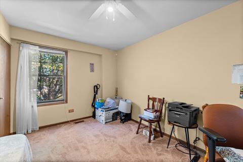 4585 Olmstead Dr, Hoffman Estates, IL 60192 photo 11