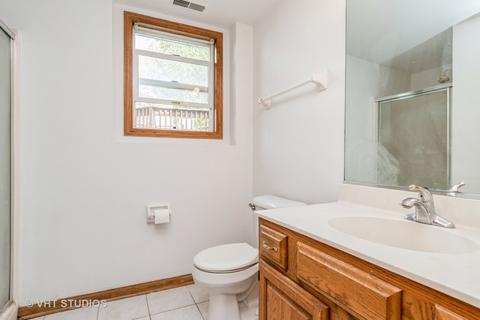 1612 Pebble Beach Dr, Plainfield, IL 60586 photo 10