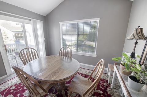 2247 Daybreak Dr, Aurora, IL 60503 photo 8