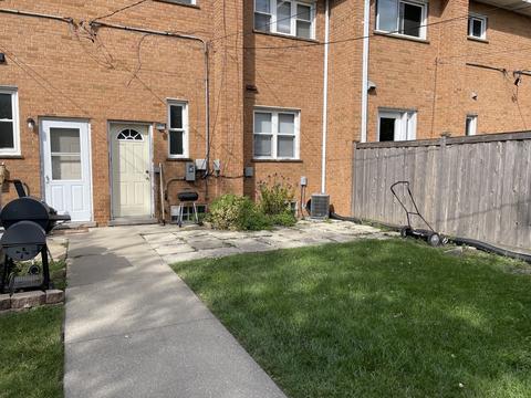 484 E Vallette St, Elmhurst, IL 60126 photo 12