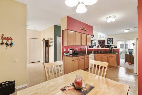 21546 Eich Dr, Crest Hill, IL 60403 photo 3