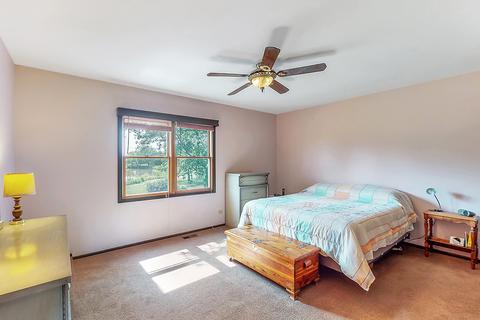 935 Rosedale Ln, Hoffman Estates, IL 60169 photo 17