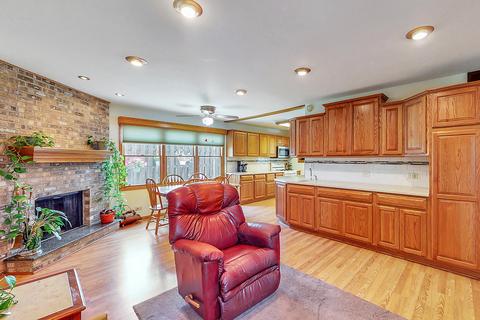 935 Rosedale Ln, Hoffman Estates, IL 60169 photo 13