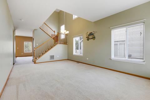 3023 Hoffman St, Plano, IL 60545 photo 4