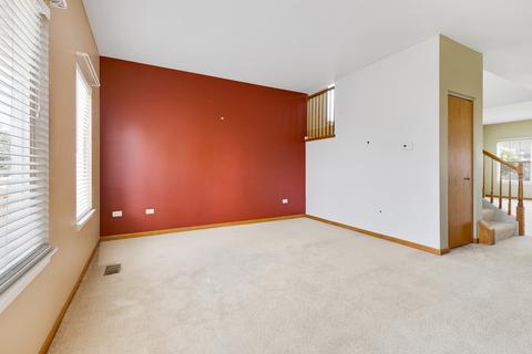 3023 Hoffman St, Plano, IL 60545 photo 8