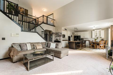 612 Donegal Dr, Elgin, IL 60124 photo 13
