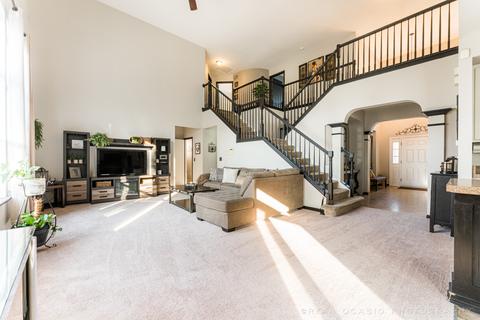 612 Donegal Dr, Elgin, IL 60124 photo 11