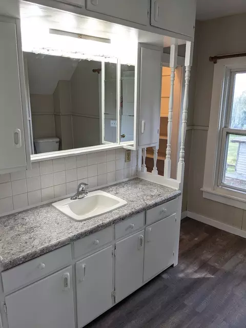 1453 S Float Ave, Freeport, IL 61032 photo 14