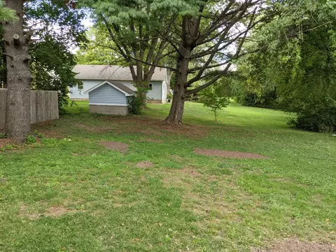 1453 S Float Ave, Freeport, IL 61032 photo 18
