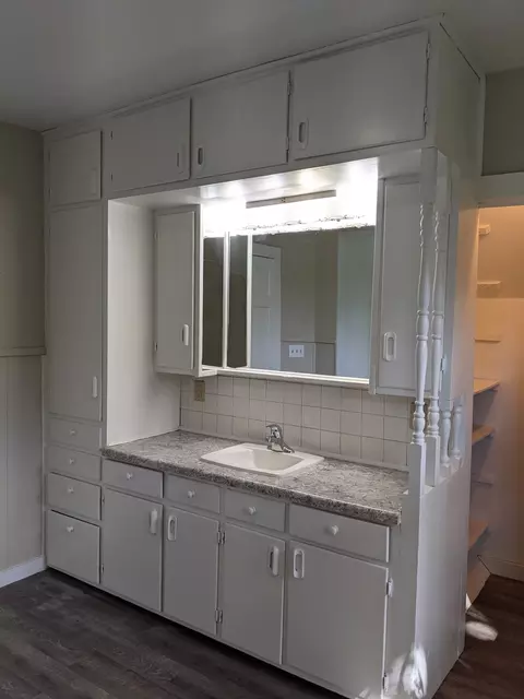 1453 S Float Ave, Freeport, IL 61032 photo 16
