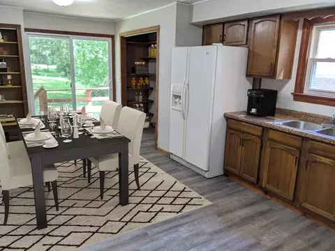 1453 S Float Ave, Freeport, IL 61032 photo 7