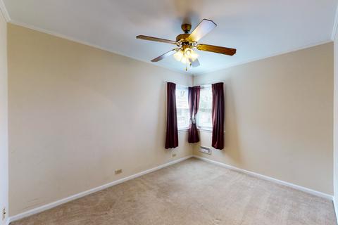 1248 S 3rd Ave, Des Plaines, IL 60018 photo 11