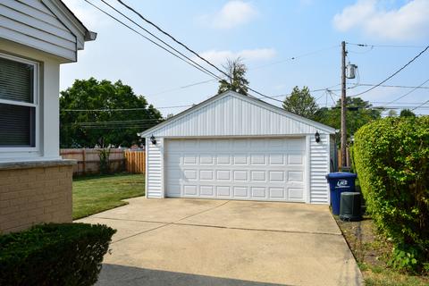 1248 S 3rd Ave, Des Plaines, IL 60018 photo 27