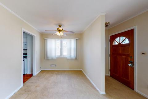 1248 S 3rd Ave, Des Plaines, IL 60018 photo 8