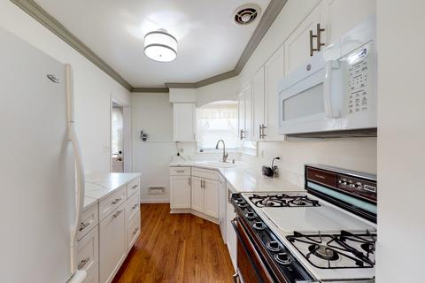 1248 S 3rd Ave, Des Plaines, IL 60018 photo 2
