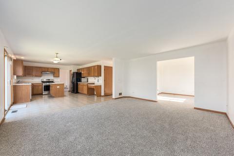 1312 Burns Ct, Minooka, IL 60447 photo 7
