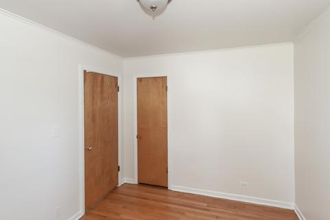 65 S Meyer Ct, Des Plaines, IL 60016 photo 18