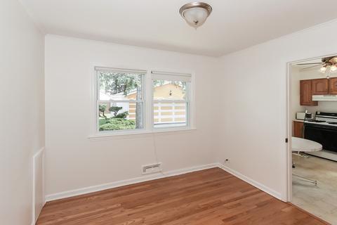 65 S Meyer Ct, Des Plaines, IL 60016 photo 19