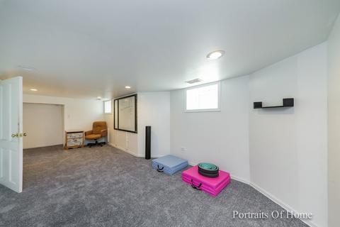 338 N Commonwealth Ave, Elgin, IL 60123 photo 16