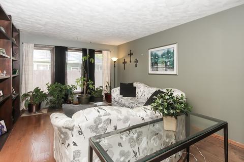 705 Carol Ave, Elgin, IL 60123 photo 4