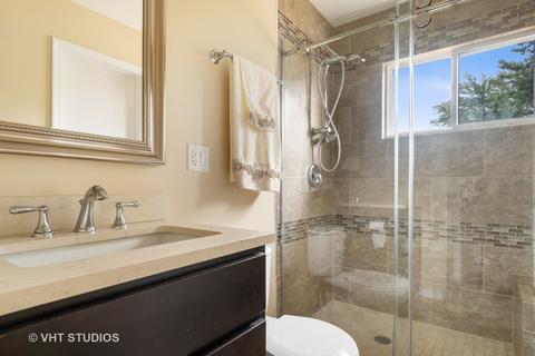110 Davis Ct, Bolingbrook, IL 60440 photo 15