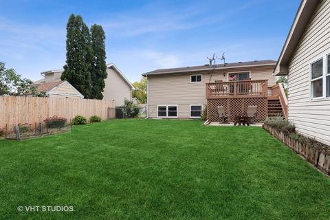 110 Davis Ct, Bolingbrook, IL 60440 photo 21