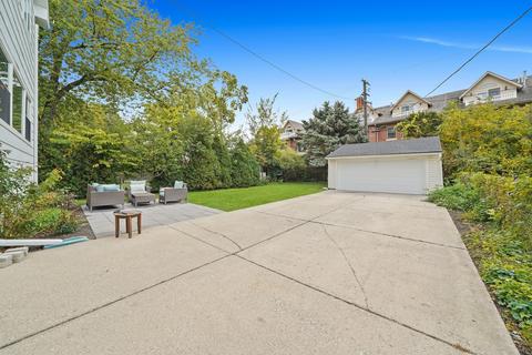 295 Herrick Rd, Riverside, IL 60546 photo 2