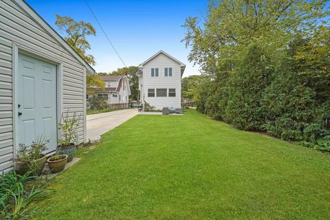 295 Herrick Rd, Riverside, IL 60546 photo 3