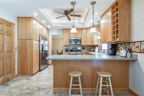 627 Gaslight Dr, Algonquin, IL 60102 photo 5