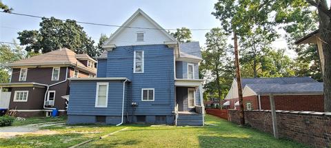 502 E Chestnut St, Bloomington, IL 61701 photo 4